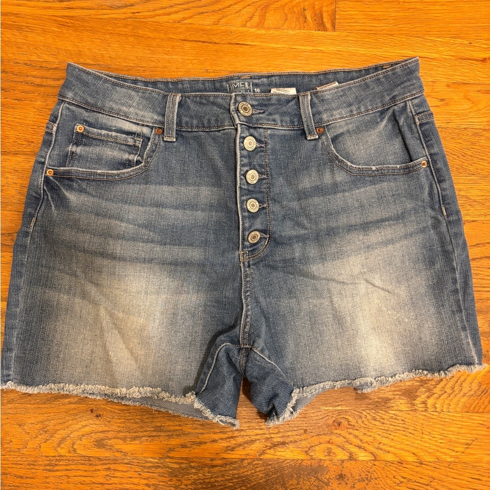 Time and Tru Denim Button-Fly Blue Women's Shorts